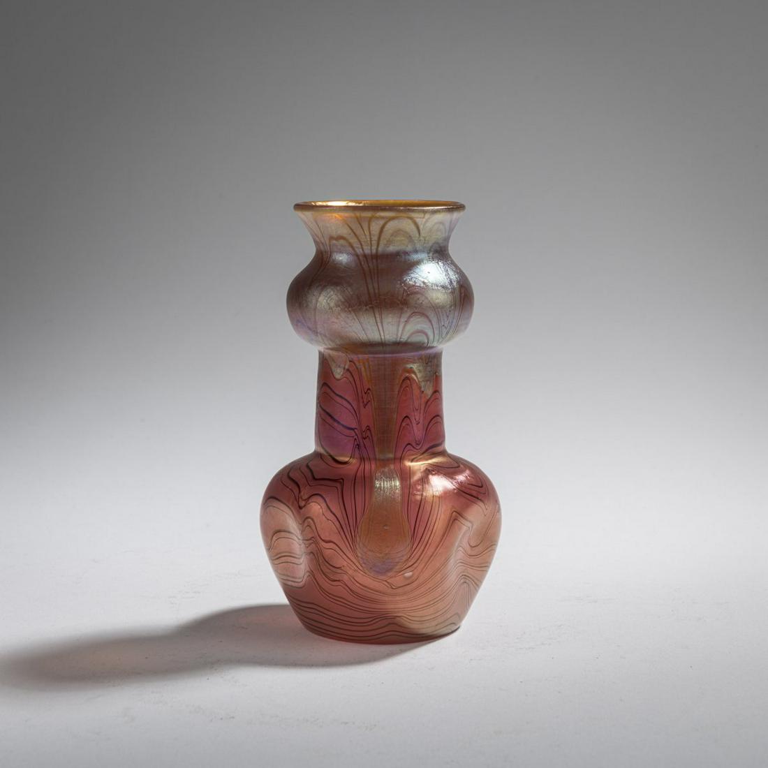 Loetz, Klášterský Mlýn, 'Phänomen'-Vase, um 1901-03 (1 of 4)
