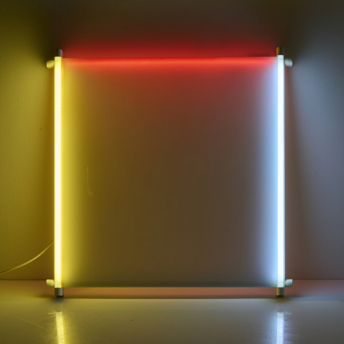 Aldo van den Nieuwelaar, Light object 'Outline', 1985: H. 100.5 x 100.5 x 8 cm. Nila Lights, Tilburg. Plastic, white, sheet metal, painted white, neon tubes, multicolored plastic.