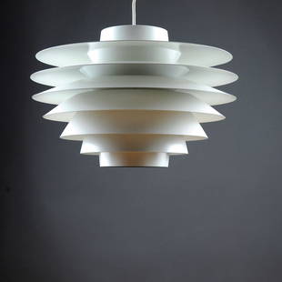 Svend Middelboe. 'Verona' pendant light: Svend Middelboe. 'Verona' pendant light, designed in the 1970s. H. 31.5 cm; D. 48 cm. Made by Nordisk Solar Compagni, Kolding. Aluminium lamellae, painted white. Marked: Label: Verona.