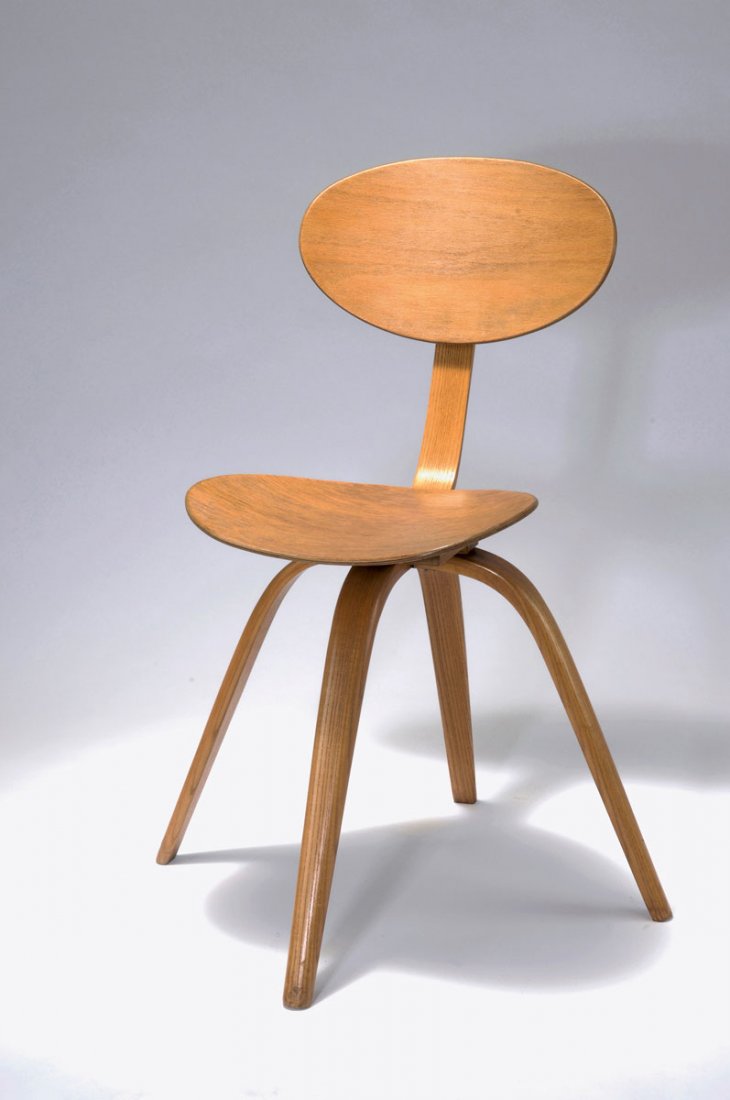 Hugues Steiner. 'Bow-Wood No. 3' chair: Hugues Steiner. 'Bow-Wood No. 3' chair, designed c1950. H. 81.5 x 63.5 x 62.5 cm. Made by Steiner Meubles, Paris in the 1950s. Bentwood (probably ash), plywood, nutveneer.
