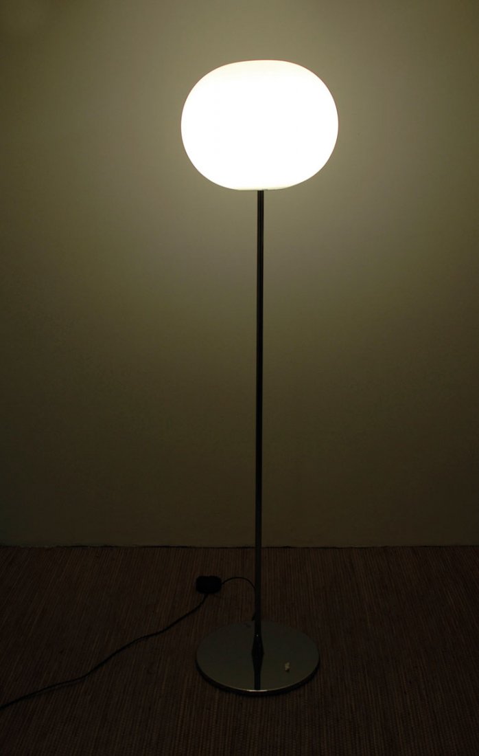 Jasper Morrison. 'GLO BALL F3' floor light: Jasper Morrison. 'GLO BALL F3' floor light, designed in 1999. H. 185 cm; D. 45 cm. Made by Flos, Milan. Chrome-plated tubular steel, opal white glass (mouth blown). Marked: Maker's label.