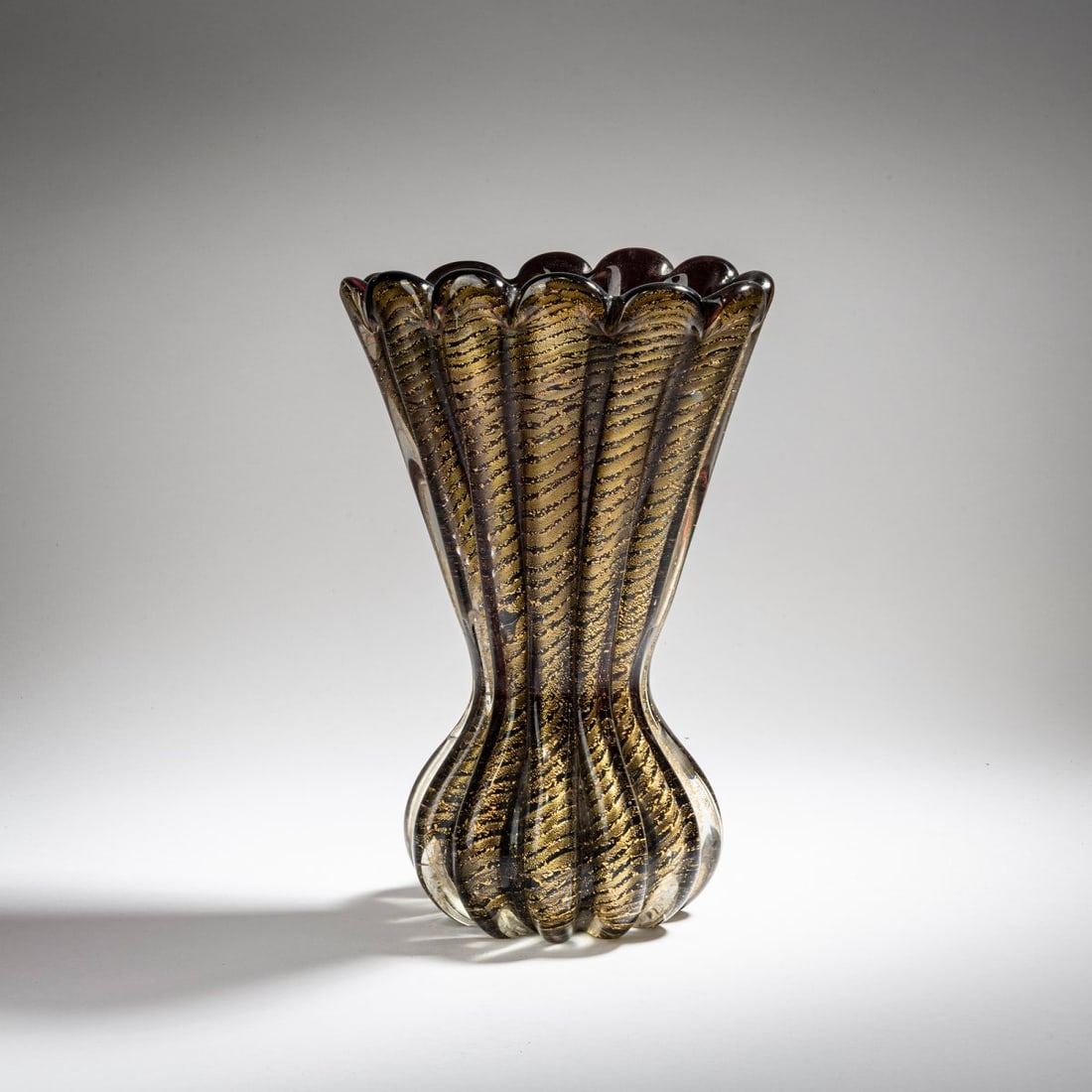 A.Ve.M., 'Cordonato oro' vase, 1950 (1 of 2)