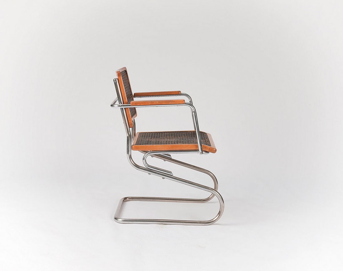 1101: '3138' armchair, 1931: Heinz and Bodo Rasch. '3138' armchair, 1931. H. 85 x 54.5 x 63.5 cm. Made by L.&C. Arnold, Stendal. Chrome-plated tubular steel, beechwood, canework, stained dark brown.