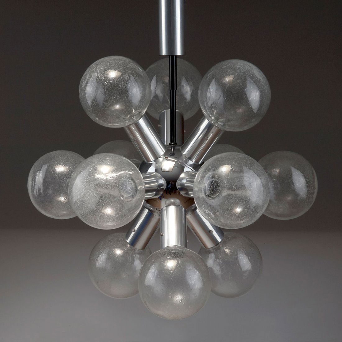 Kalmar Franken KG. Ceiling light, 1960s. D. 50 cm. Meta: Kalmar Franken KG. Ceiling light, 1960s. D. 50 cm. Metal tube, sheet metal, chrome-plated, bubbly clear glass. Marked: Maker's label.