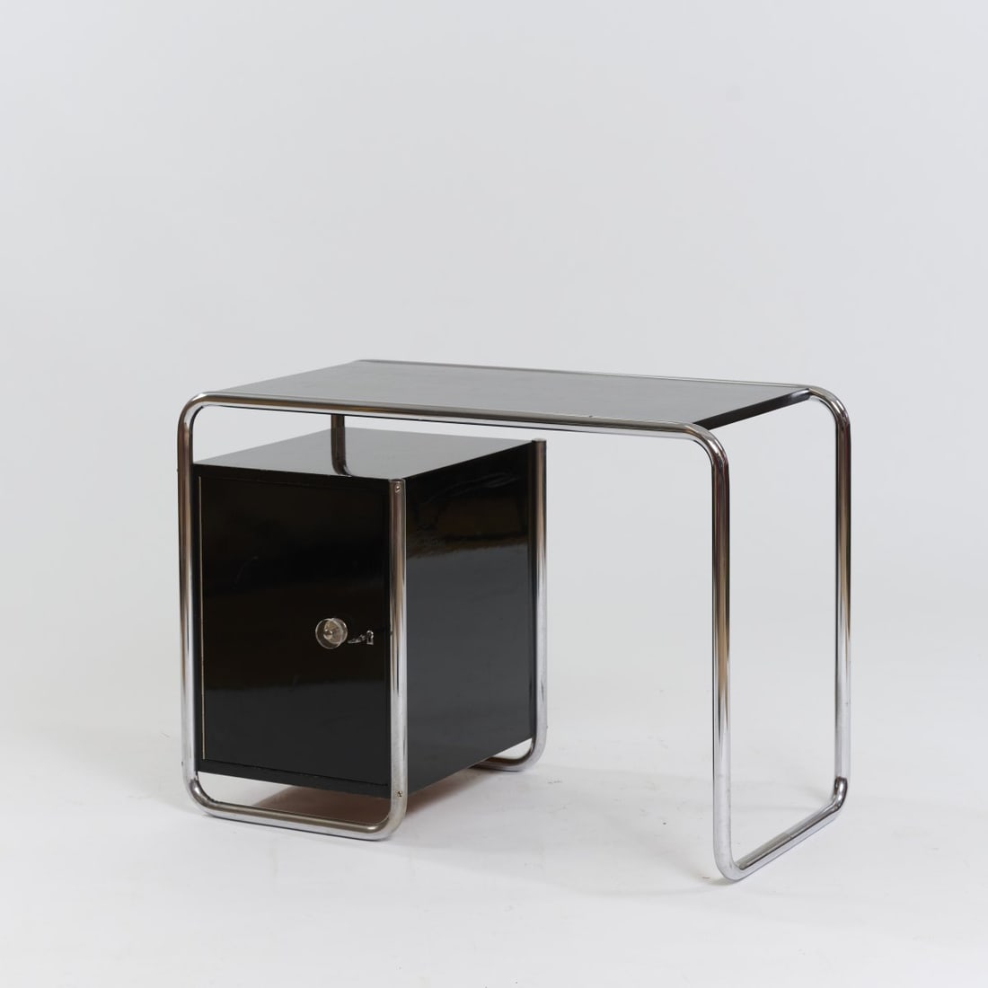 Marcel Breuer, Typewriter table 'B-21/1', 1930/31 (design) (1 of 9)