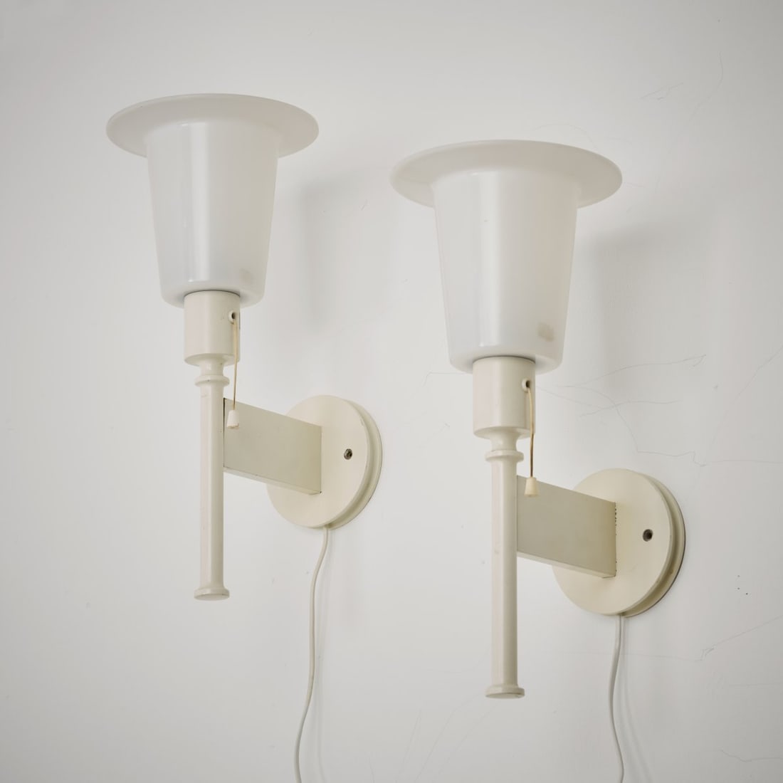 Östen Kristiansson; Uno Kristiansson, Two wall lights, c. 1968 (1 of 4)