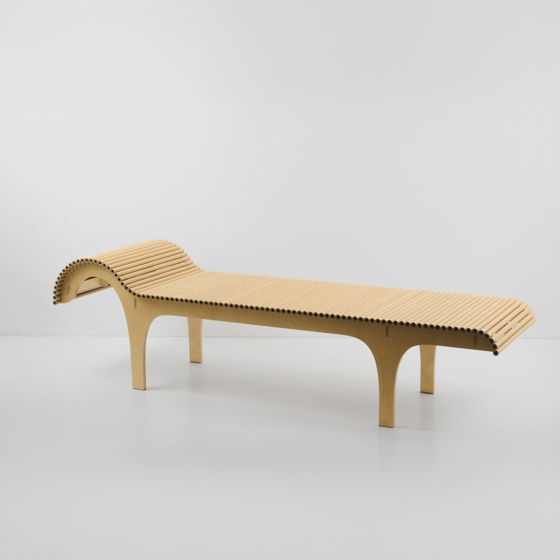 Shigeru Ban, Chaise longue 'Carta', 1998 (design): <p>H. 57.5 x 56.5 x 202 cm. <br />Cappellini, Milan. <br />Beech plywood, cardboard tubes. </p><hr><p>Literature:</p><p>Cat. Cappellini, La Casa nel Mon