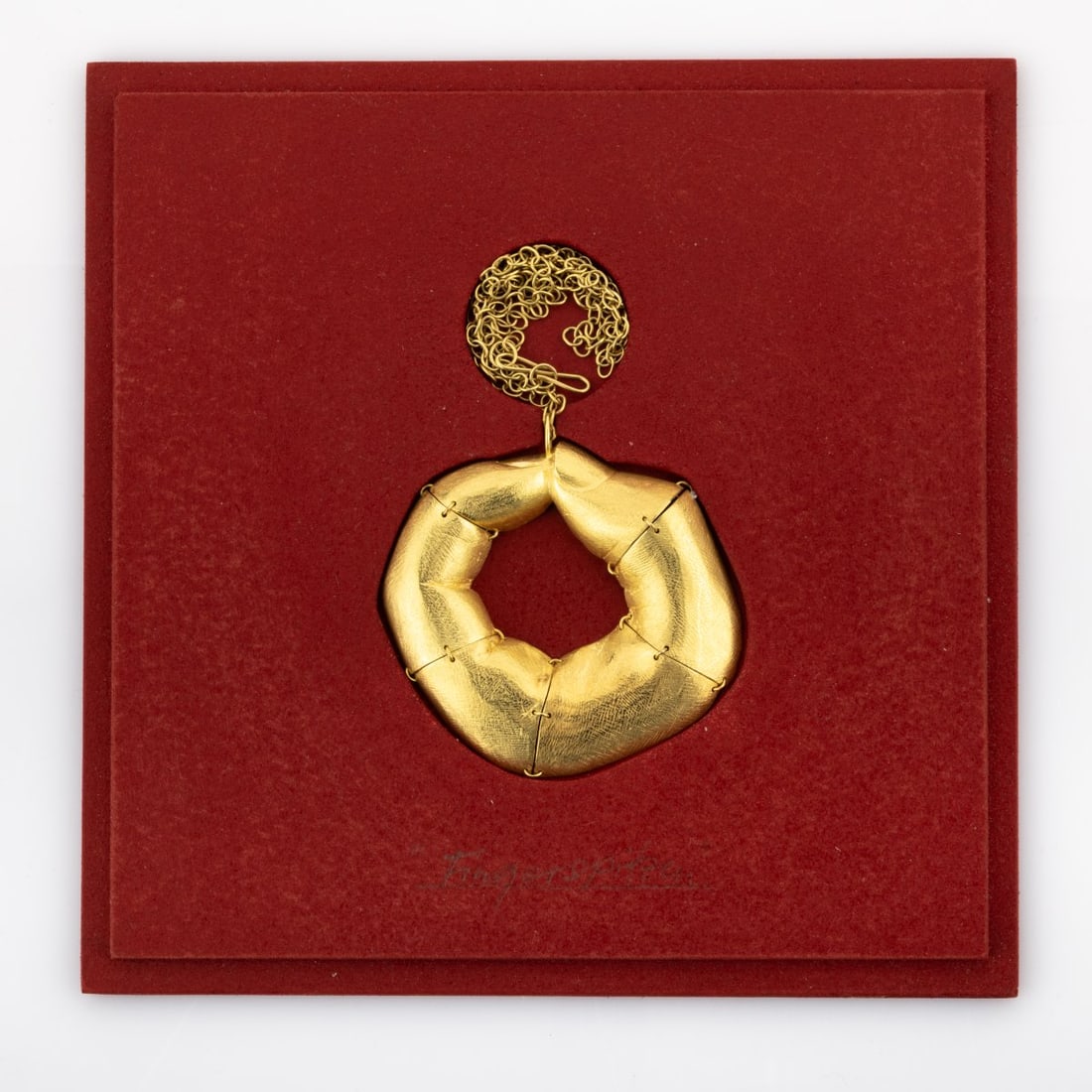 Gerd Rothmann, Necklace 'Fingerspitzen' (Fingertips), 2014: <p>18k yellow gold (750). <br />53.35 grams. Pendant 70 x 75 mm; Necklace length 530 mm.<br />Engraved: Rothmann 2014.</p><hr><p>Literature:</p><p>Cf. R