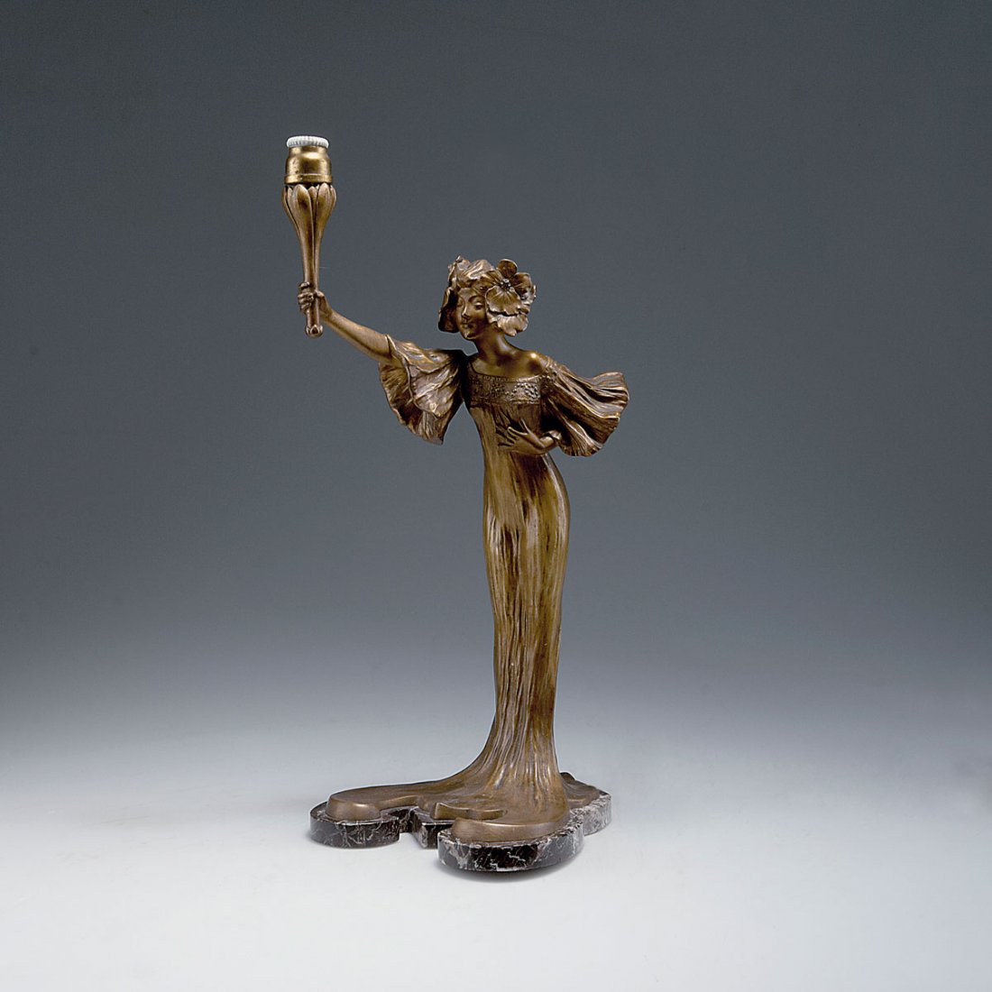 Table light, c1900: Louis Chalon. Tischleuchte, c1900. H. 39.9 cm; 17 x 22 cm. Bronze, patina, marble base. Signed: L. CHALON COLIN.