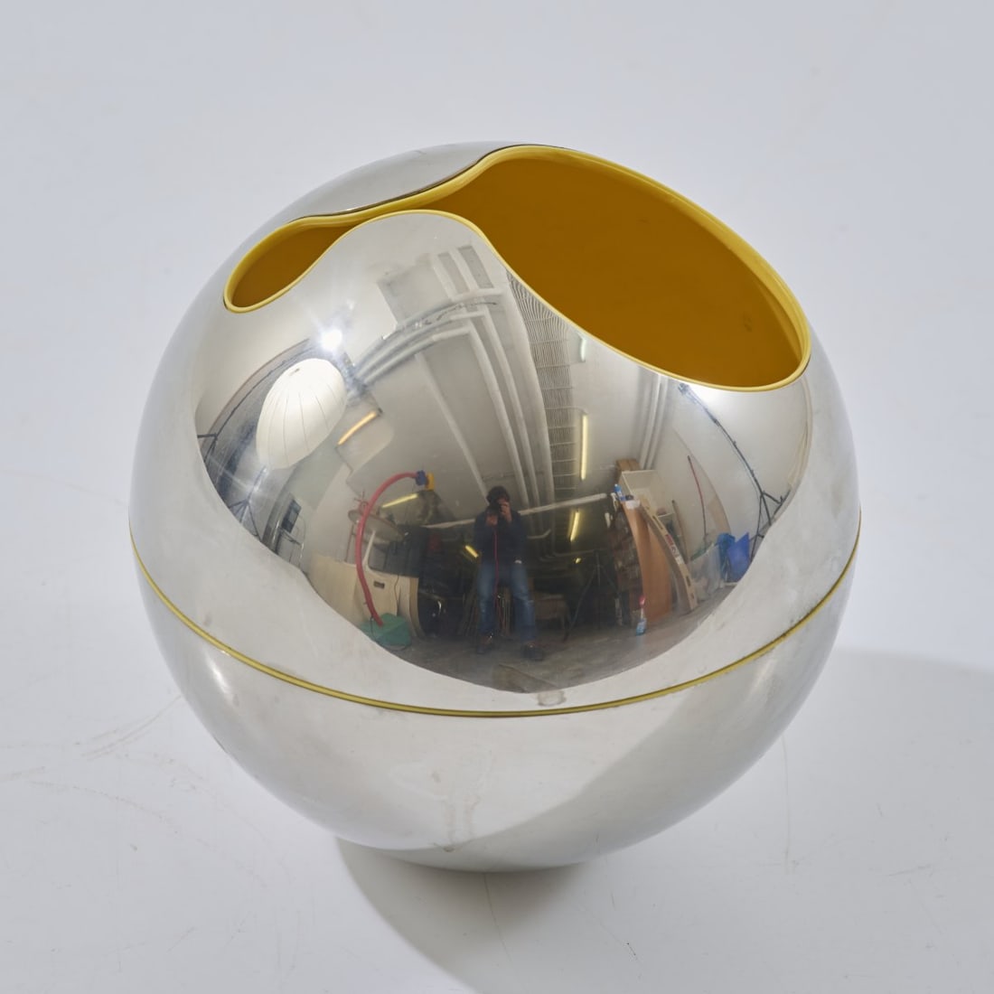 Giò Pomodoro, 'Guscio No.1' vase object, 1972 (1 of 3)