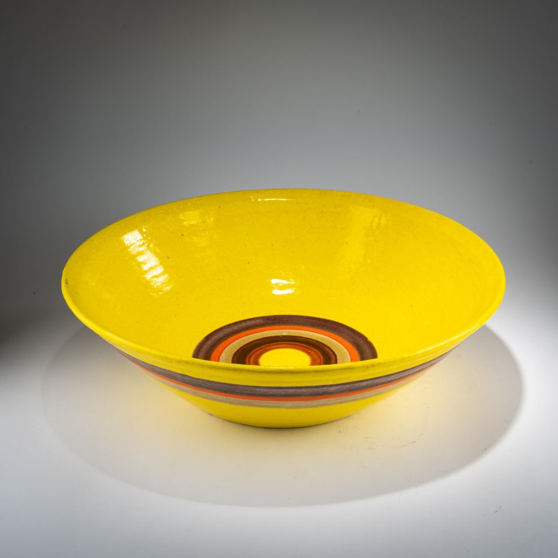 Bruno Gambone, Large bowl, 1960s (1 of 4)
