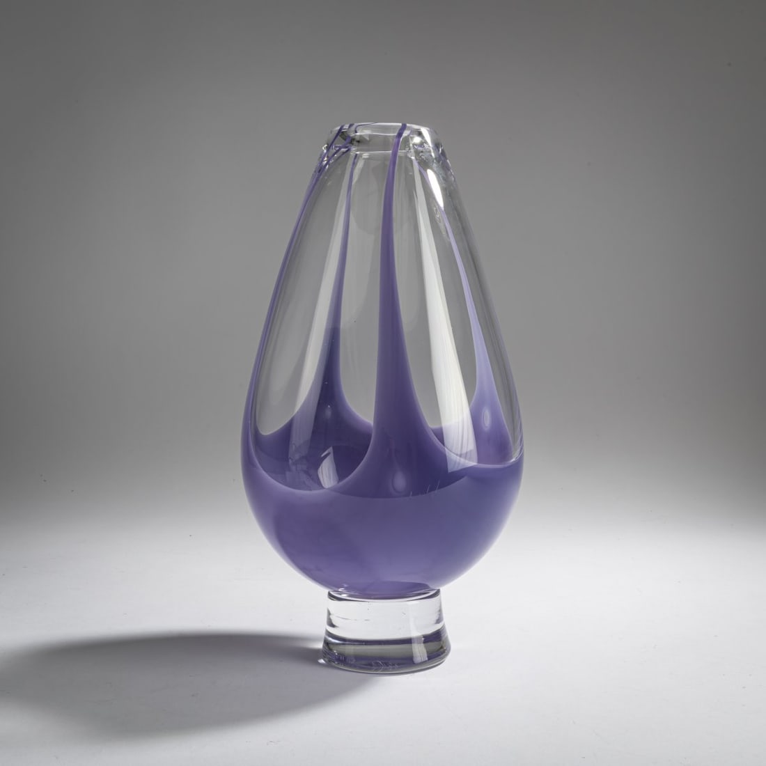 Vicke Lindstrand, Vase, c. 1952 (1 of 4)