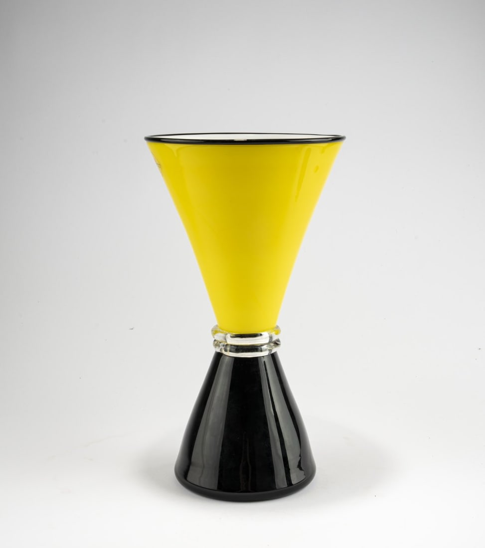 Toni Zuccheri, Vase, 1987 (1 of 4)