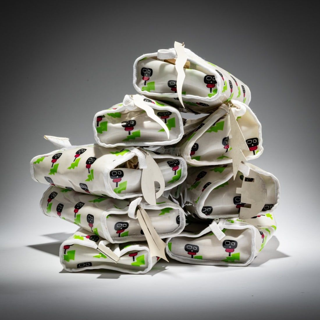 Alessandro Mendini, Eight earrings 'Orecchini' from the 'Ollo' series, 1988: <p>4-6 x 0.5-4 cm. <br />Acme Studios, Maui (attributed). <br />Nickel-plated sheet metal.</p><hr><p>Literature:</p><p>Cat. Alchimia. Die Revolution des