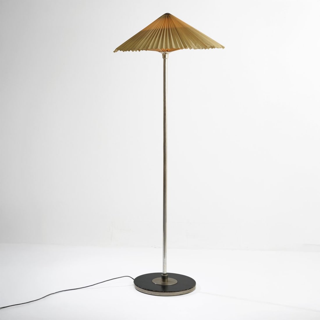 Richard Winkelmayer, Floor lamp with parchment shade 'M11', 1927 (1 of 5)