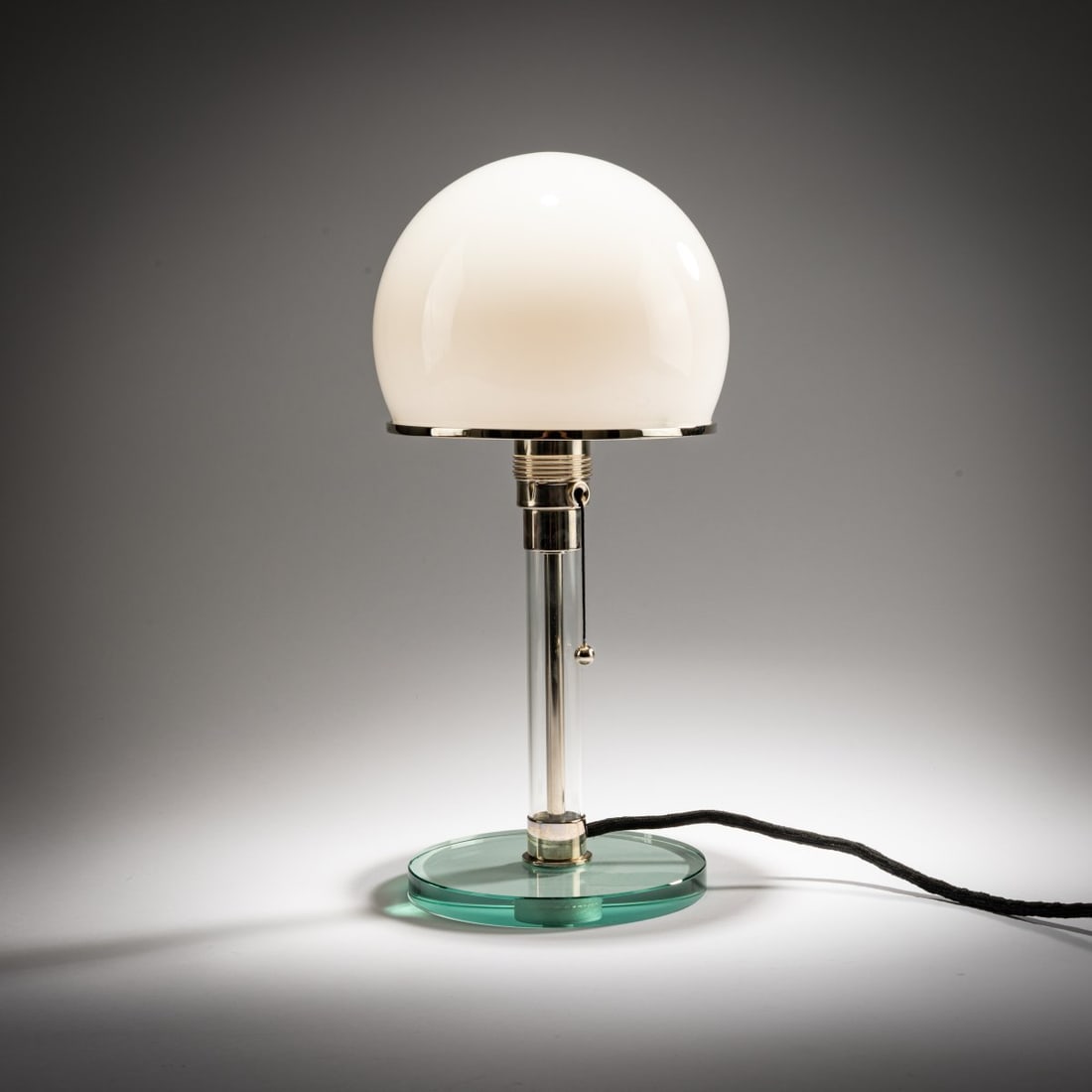 Wilhelm Wagenfeld , Table light 'WG 24', 1924 (design) (1 of 3)