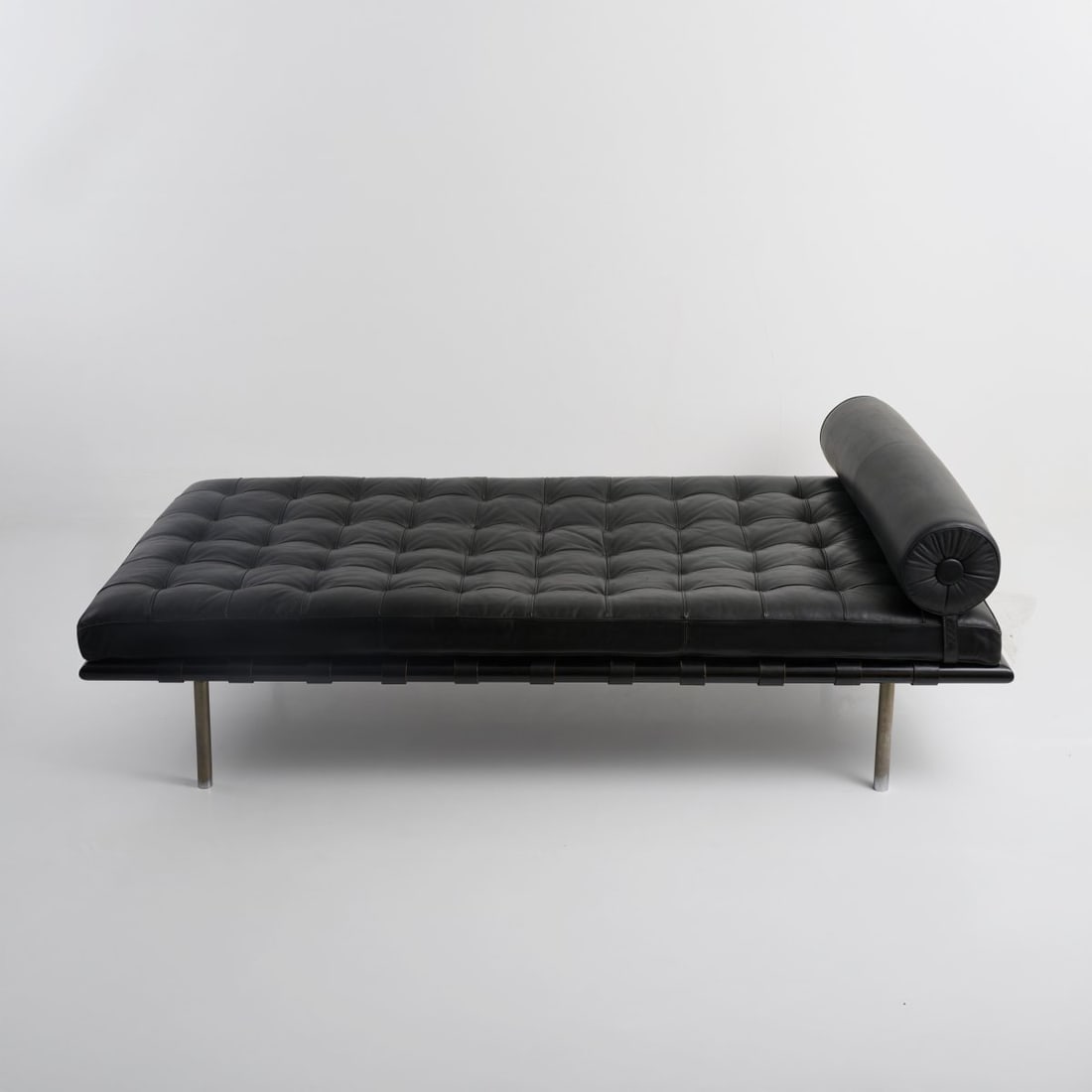 Ludwig Mies van der Rohe; Lilly Reich, 'Barcelona' daybed, 1930 (Design) (1 of 6)
