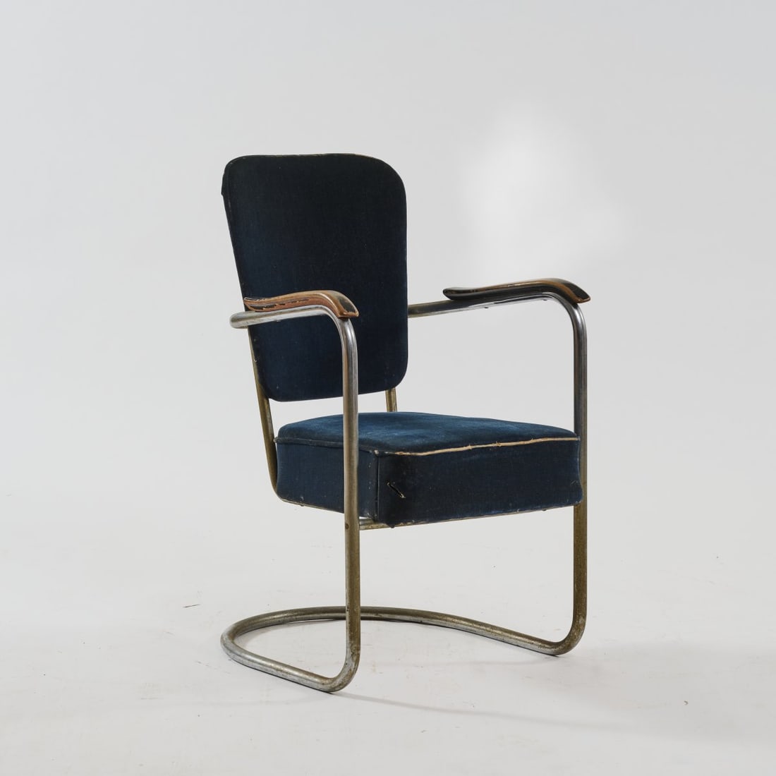 Paul Schuitema (attributed), Armchair '2154', c. 1935 (design) (1 of 8)