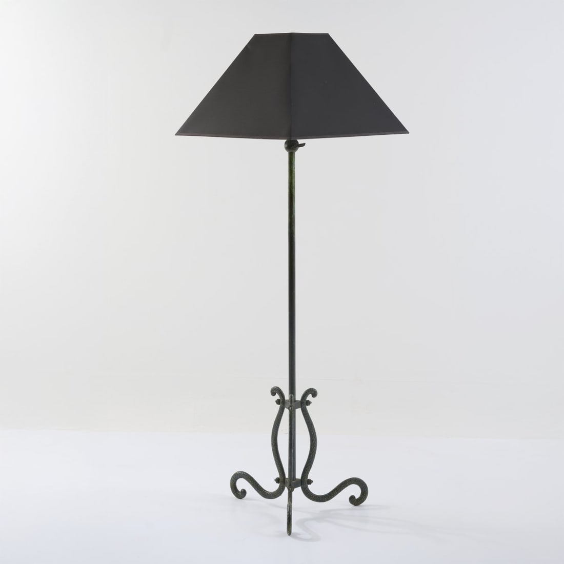 Arman Albert Rateau (in the style of), Floor lamp, 1940s (1 of 7)