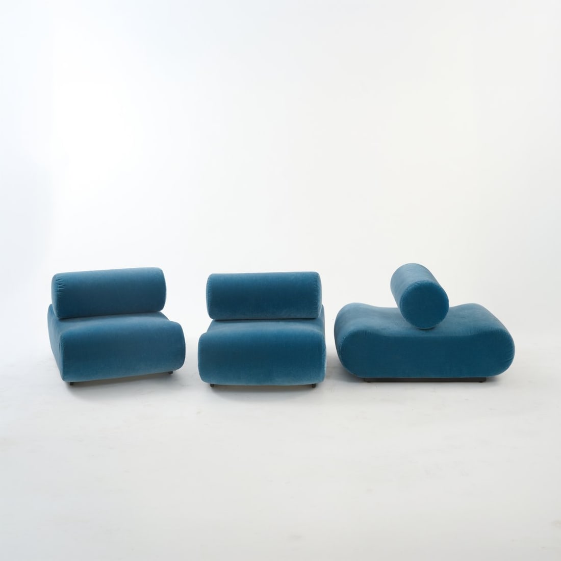 Klaus Uredat, Three modular seating elements 'Corbi', 1969 - 2