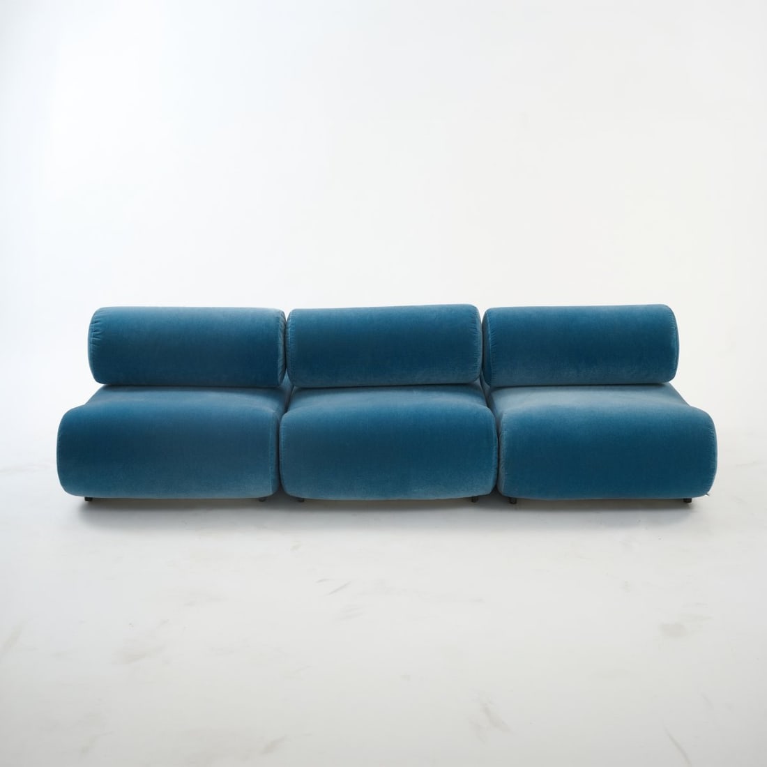 Klaus Uredat, Three modular seating elements 'Corbi', 1969 - 3