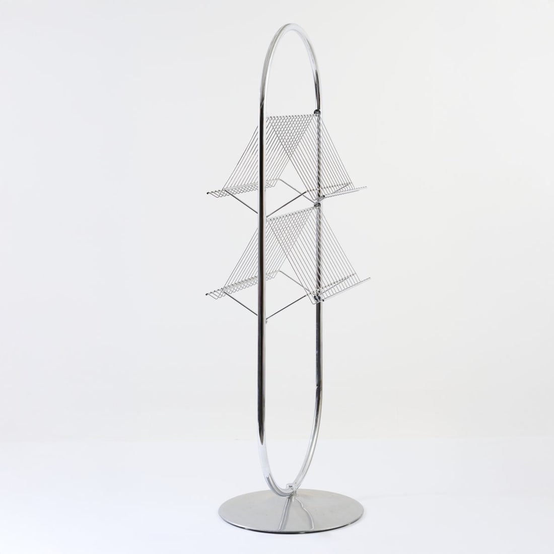 Verner Panton, Display stand 'M 32' from the '1-2-3' system, 1973/74 (1 of 6)