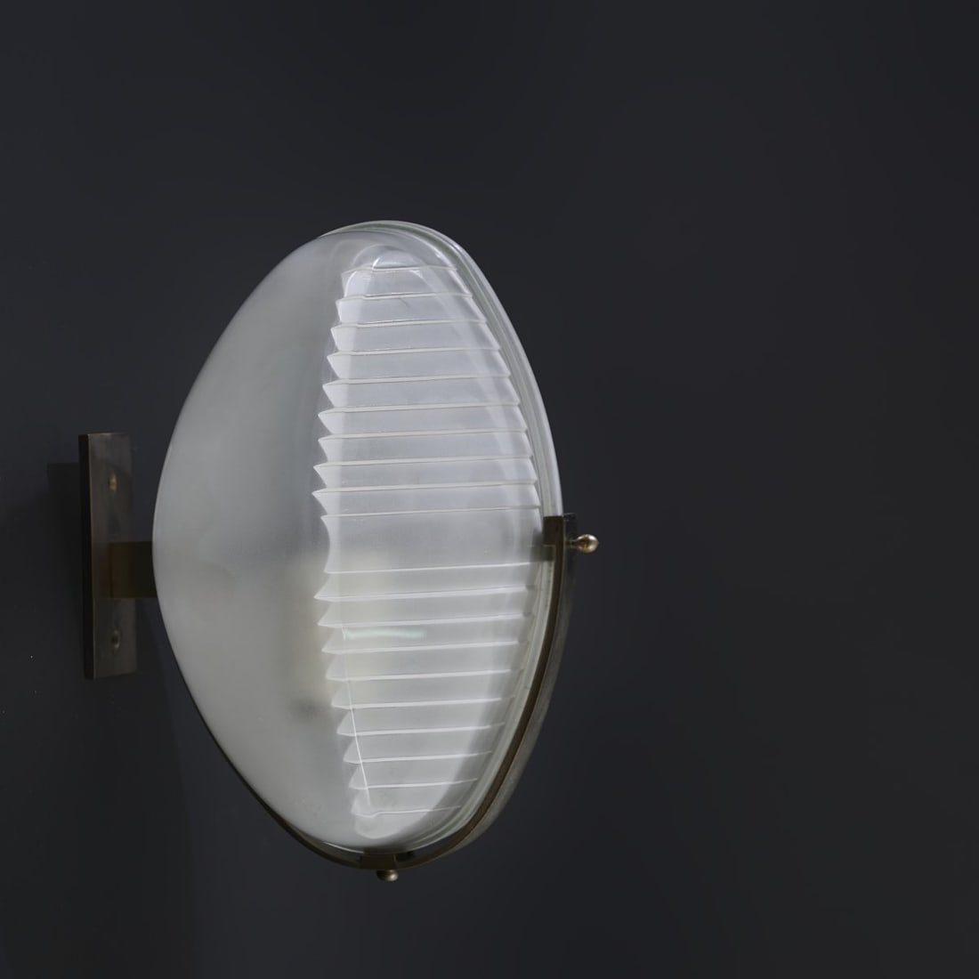 Vico Magistretti, Wall light 'Lambda' 1961 - 2