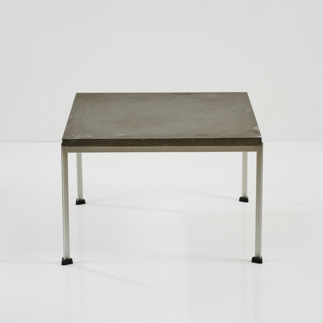 Florence Knoll, Side table 'T-Angle', 1952 (design) - 2