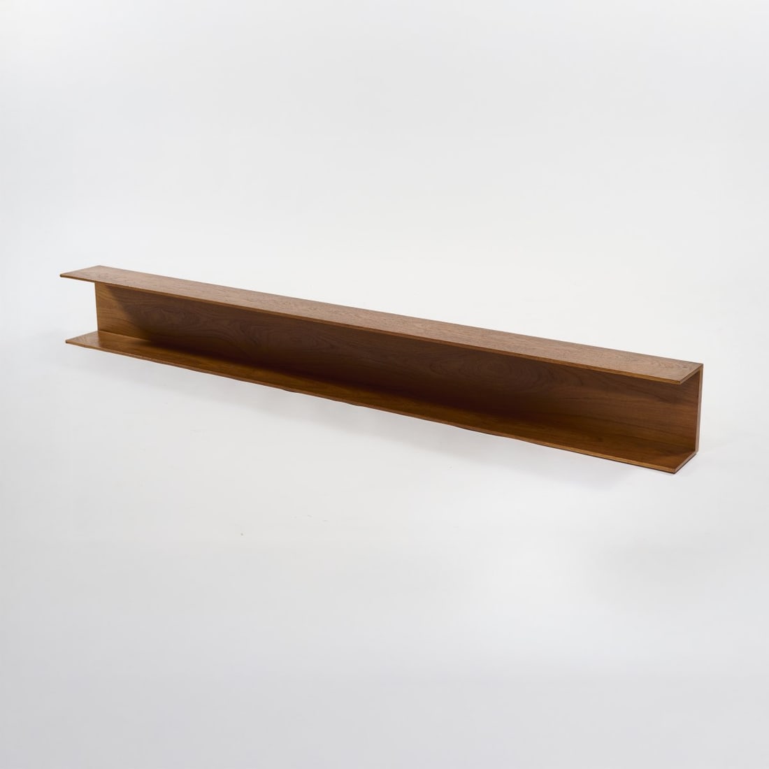 Walter Wirz, 'Renz' shelf, 1960: <p>H. 26.5 x 240 x 20.5 cm. <br />Wilhelm Renz KG, B&ouml;blingen. <br />Chipboard, walnut veneer. <br />Marked: Manufacturer's label.</p>