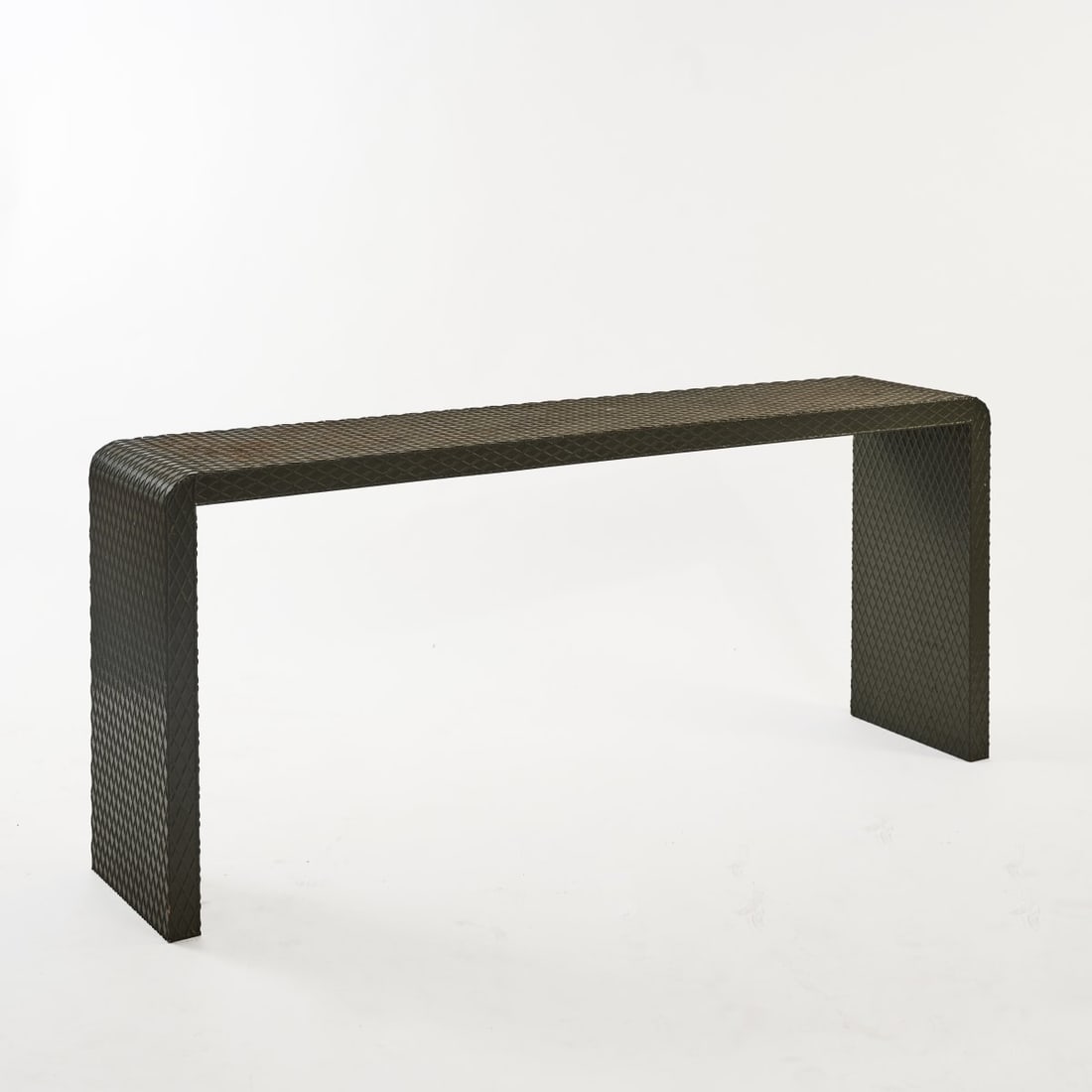 Peter Preller, Console table, c. 1980: <p>H. 84.5 x 206.5 x 40 cm. <br />Michael Schmidt, Hamburg (attributed). <br />Metal sheet, olive green, hammered.</p>