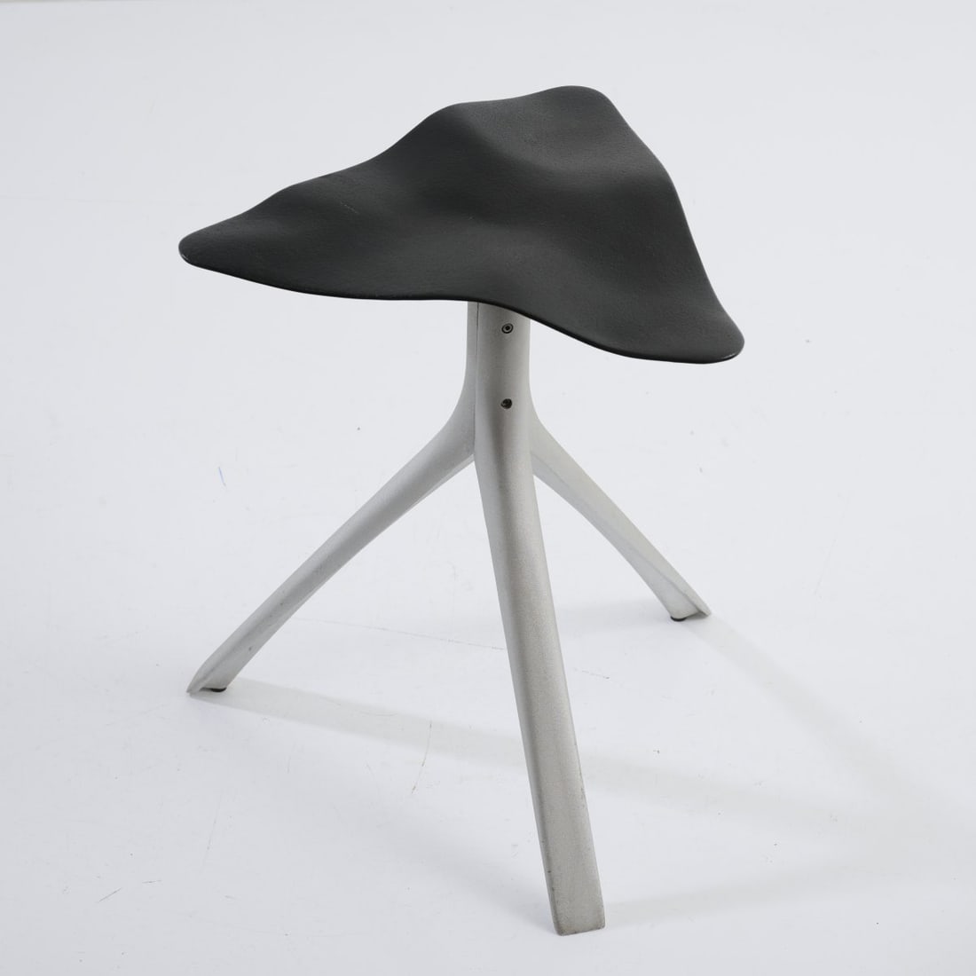 Tagenobu Igarashi, Stool 'Imono', 1989 (design): <p>H. 45 x 41.5 x 41.5 cm.<br />Yamada Shomei Lighting, Japan. <br />Cast iron, black, cast aluminum, silver gray. </p>