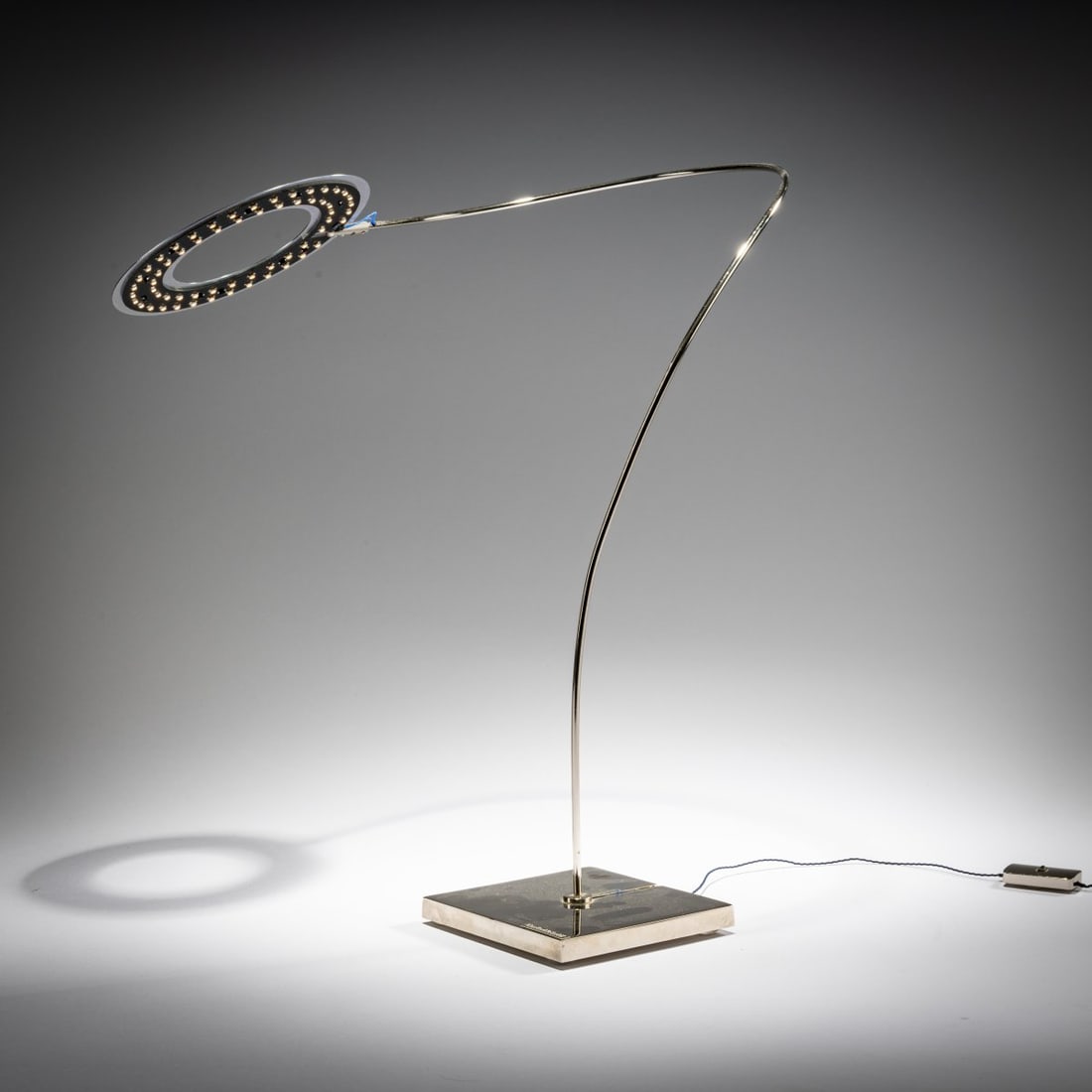 Enzo Catellani, Table light 'Giulietta T', 2019: <p>H. 34.5 cm, &Oslash; 13 cm. <br />Catellani &amp; Smith, Milan. <br />Cast metal, metal tube, metal sheet, chrome-plated. <br />Marked: Catellani &amp; Smith (2x