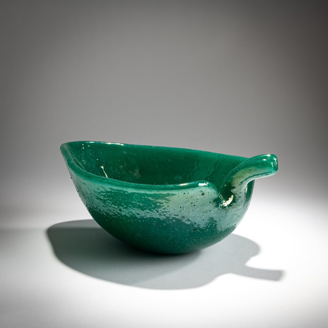 Flavio Poli, Leaf-shaped bowl 'Pulegoso', 1939 (1 of 2)