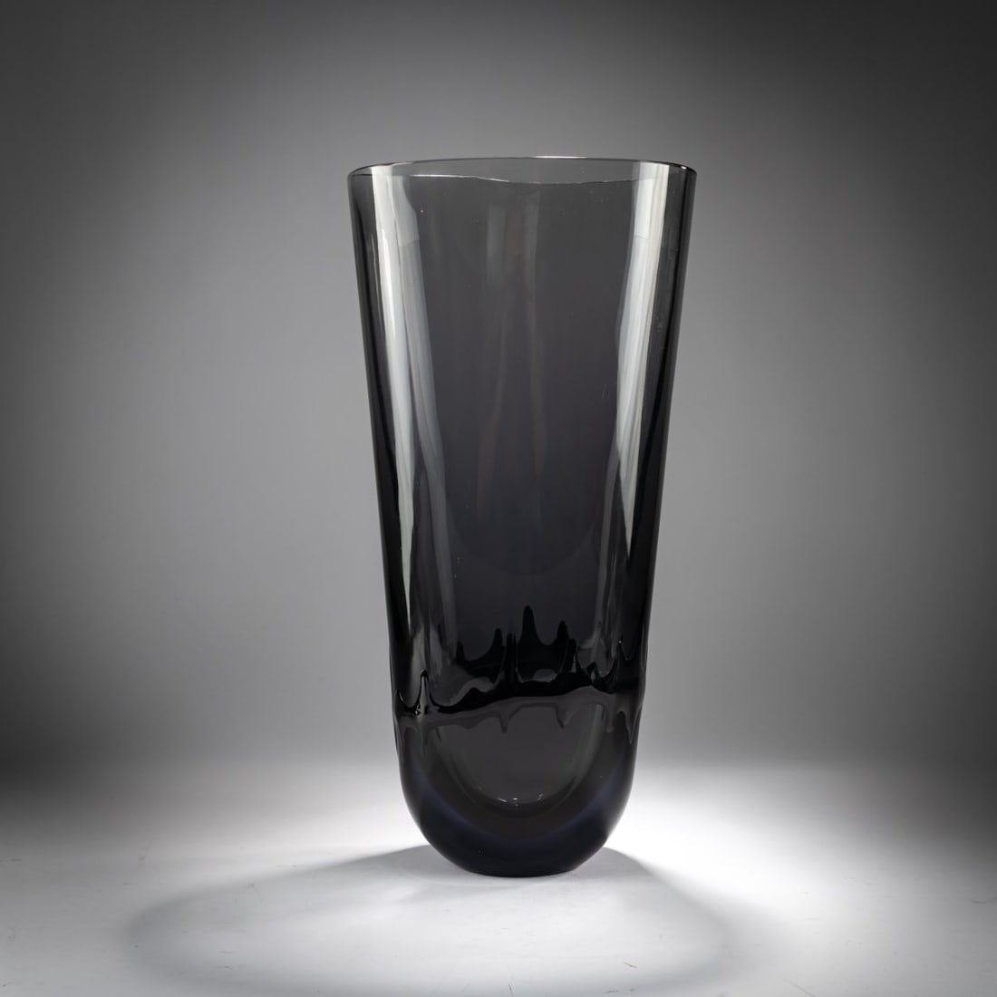Flavio Poli, Tall Vase 'Sommerso grigio violetto', 1956 (1 of 5)