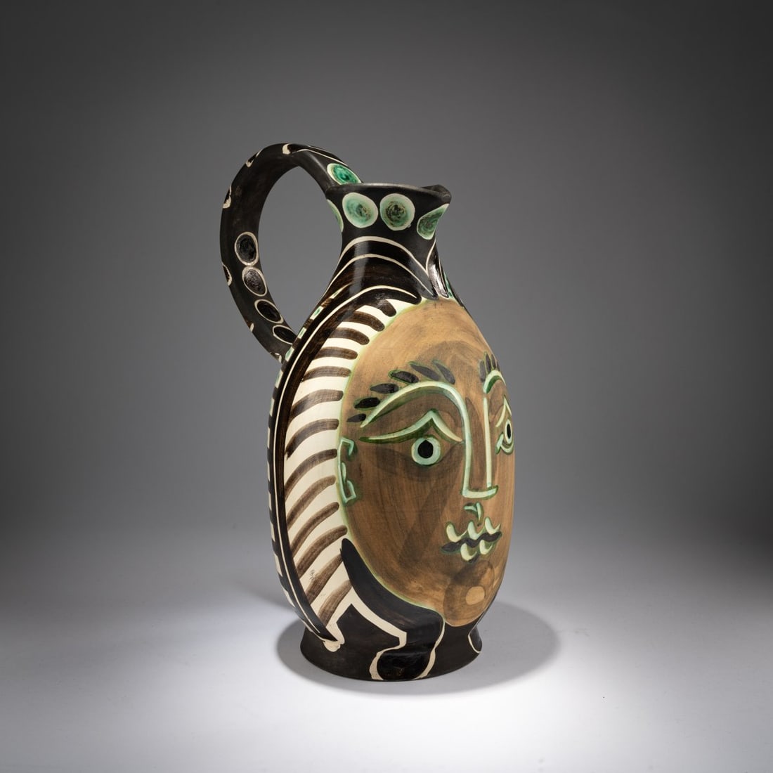 Pablo Picasso (1881 Malaga - 1973 Mougins), Jug 'Femme du Barbu', 1953 (1 of 6)