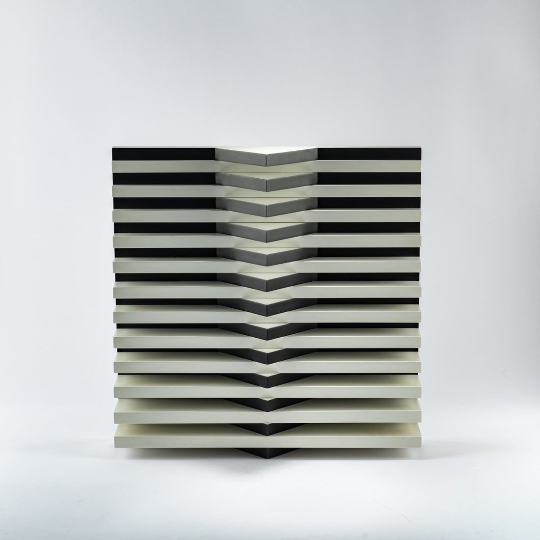 Marcello Morandini (1940 Mantua - lives and works in Varese), Wall sculpture 'Project 323', 1988 (1 of 5)