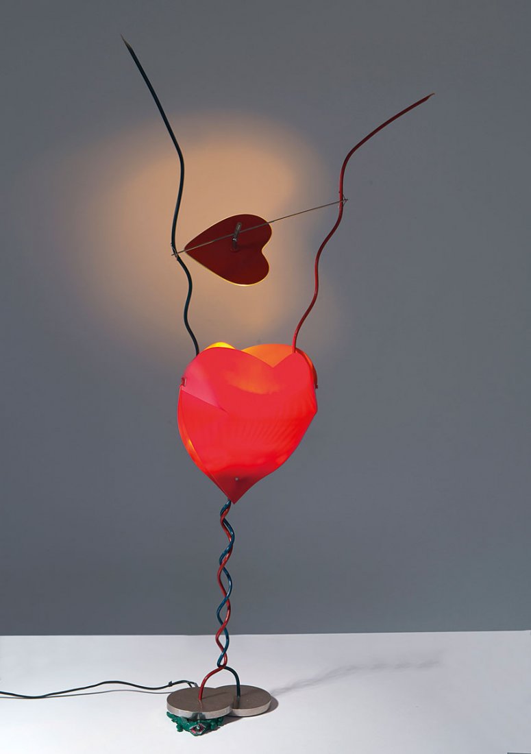 Ingo Maurer. 'One from the Heart' table light, 1989. H.: Ingo Maurer. 'One from the Heart' table light, 1989. H. 86 x 52 x 12 cm. Made by Ingo Maurer Design M, Munich. Metal, red plastic, plate glass. Marked: One from the Heart, Ingo Maurer GmbH, Munich, Ge
