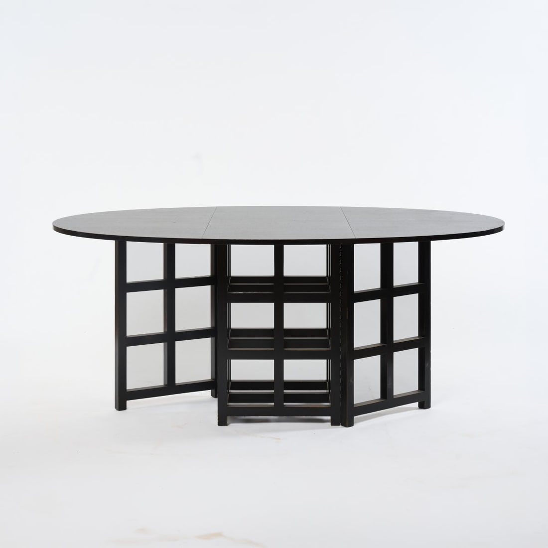 Charles Rennie Mackintosh, Table '322' - 'DS1', 1918 (design) (1 of 5)