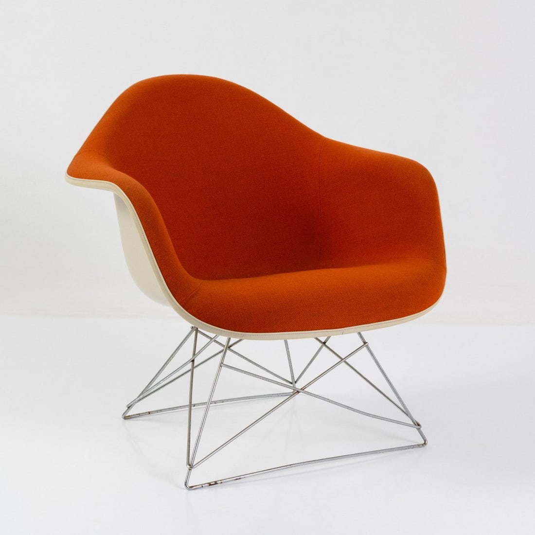 Charles Eames; Ray Eames, Armchair 'LAR' - 'Cats Cradle', 1950 (design) (1 of 5)