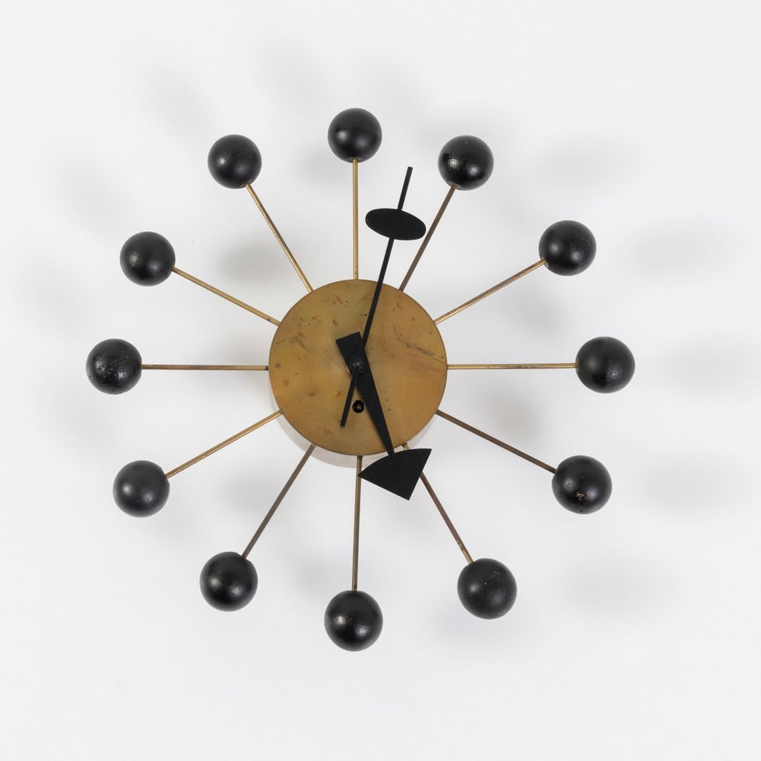 George Nelson, Wall clock 'Ball-Clock', 1949 (design) (1 of 3)
