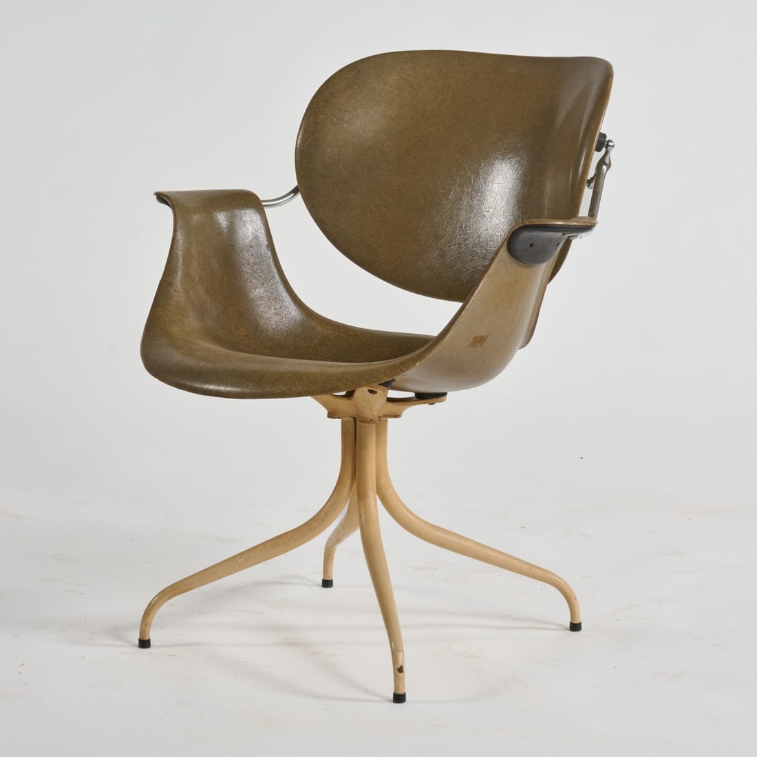 George Nelson , Armchair 'MAA' on 'Swaged-leg' frame, 1954 (design) (1 of 6)