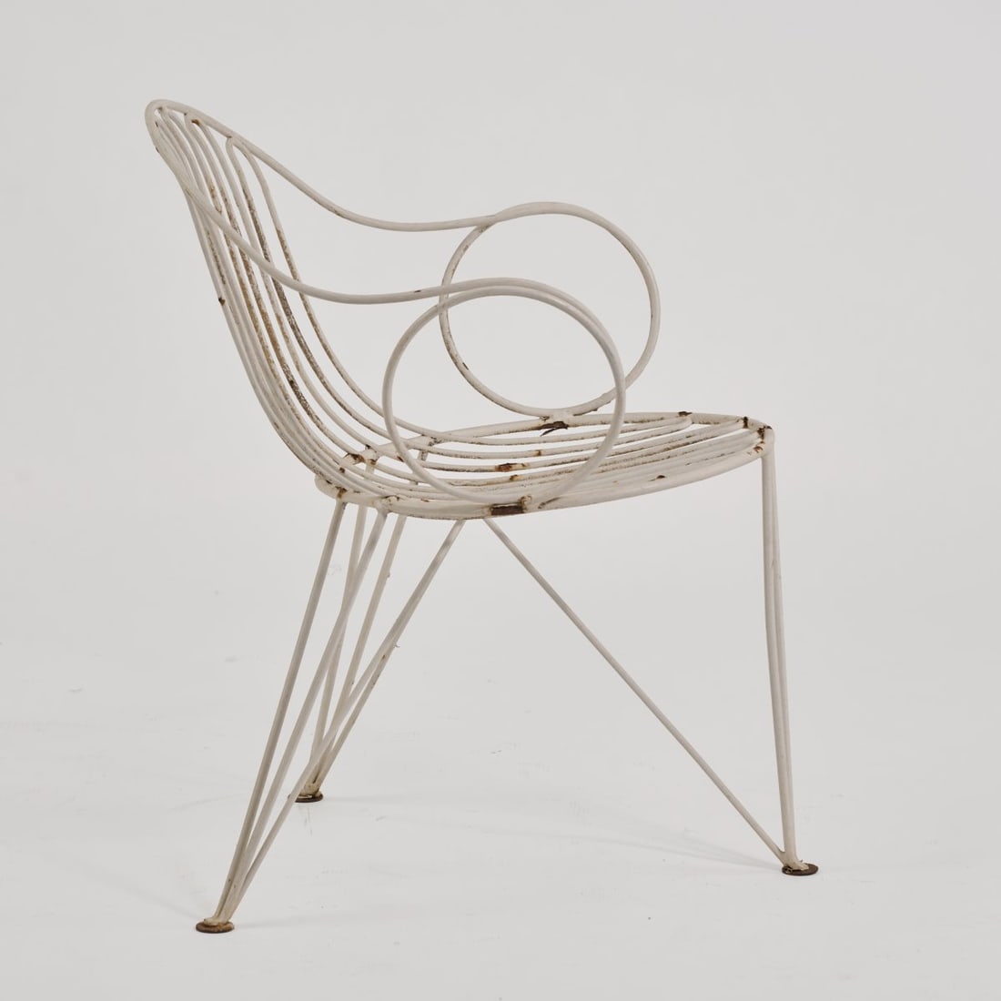 Mauser-Werke, Waldeck, Armchair, 1950s (design): <p>H. 72 x 53 x 56 cm. <br />Metal tube, white lacquer.</p>