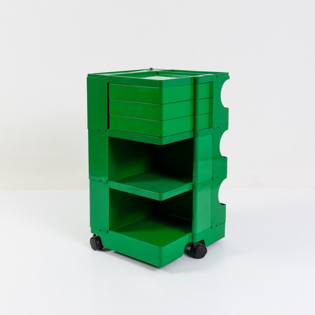 Joe Colombo, Container on casters 'Boby', 1970 (design): <p>H. 73.5 x 43 x 42 cm. <br />Bieffeplast, Padua. <br />Green ABS plastic, metal screws. <br />Marked: Manufacturer and designer's details, facsimile signature