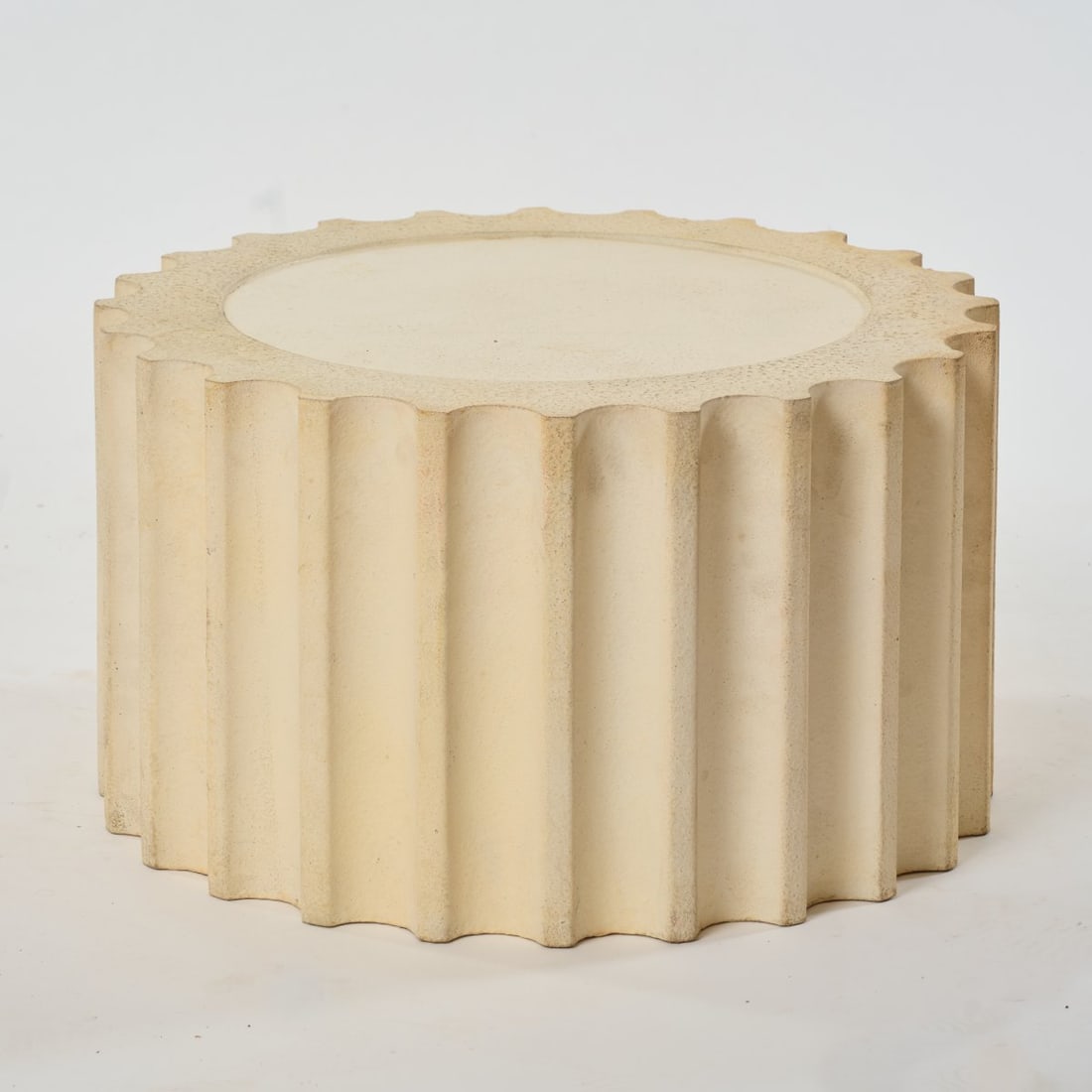 Studio 65, Side table 'Attica TL' 1972 (design): <p>H. 40 cm, &Oslash; 70 cm. <br />Gufram, Balangero. <br />Polyurethane foam, lacquered with white Guflac.</p><hr><p>Literature:</p><p>Cat.