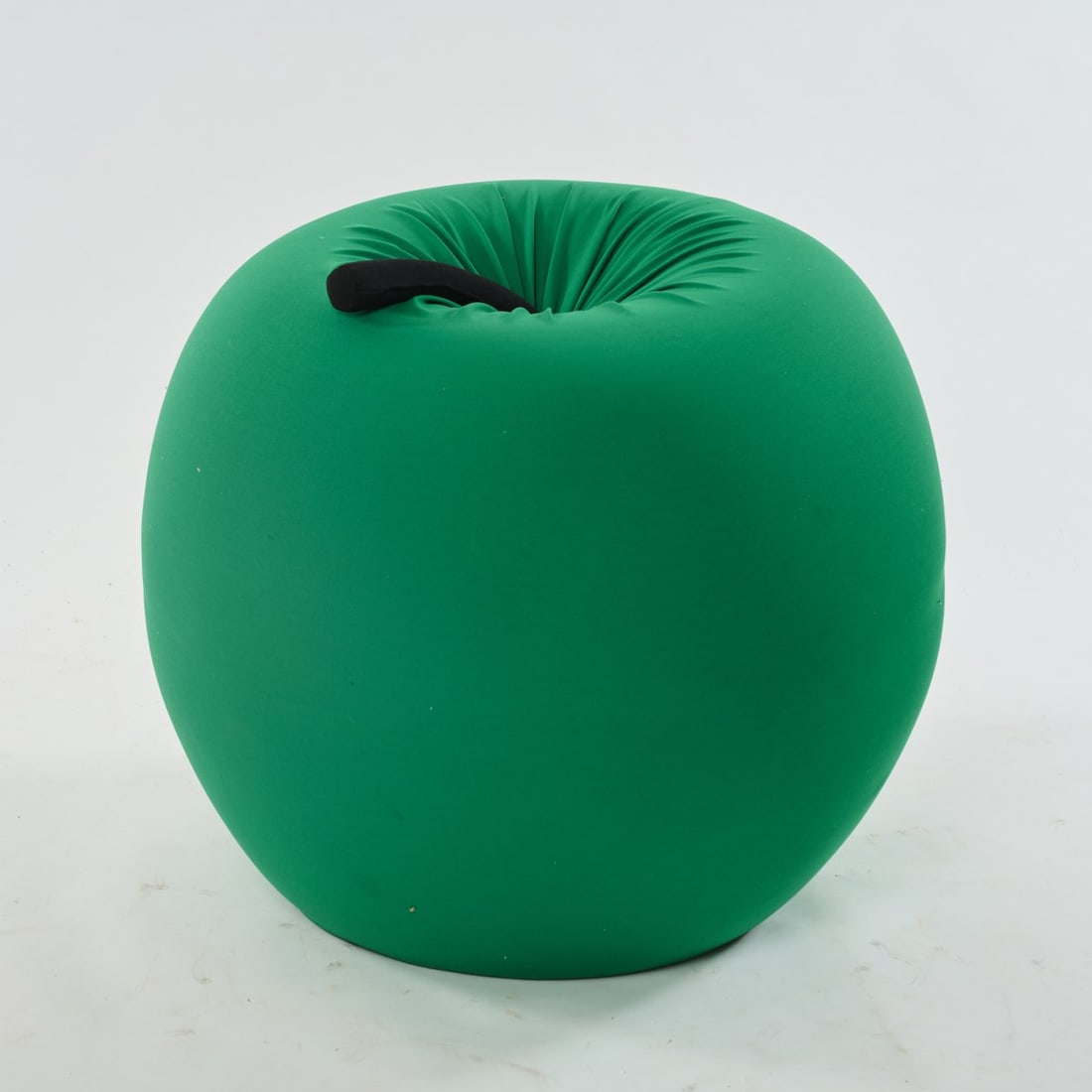 Studio 65; G. Arnaudo; A. Sampaniotis; A. Sampaniotou; F. Audrito; A. M. Rachetta, 'The Big Apple',: <p>H. 85 cm, &Oslash; 90 cm. <br />Gufram, Balangero.<br />Polyurethane foam, green and black textile fabric.</p>