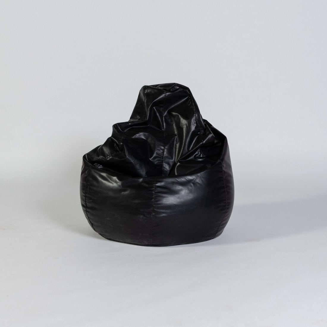 Piero Gatti; Giulio Paolini; Francesco Teodoro, 'Sacco', 1968 (design): <p>H. 70 cm, &Oslash; 72 cm. <br />Zanotta, Nova Milanese. <br />Leatherette, black, styrofoam balls. </p><hr><p>Literature:</p><p>Gramigna,