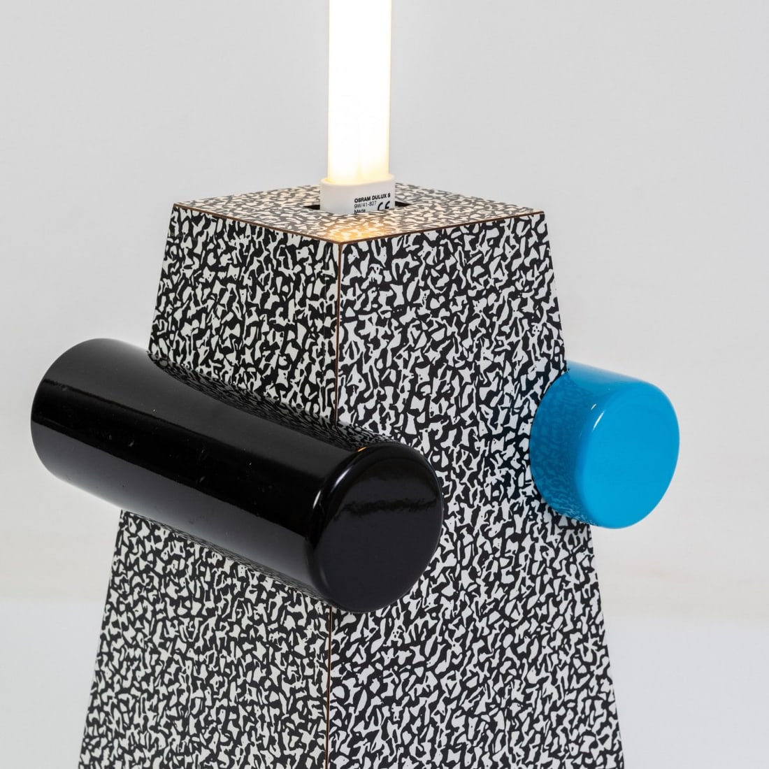 Thomas Bley, Table light 'Astor', 1982 (design) - 3