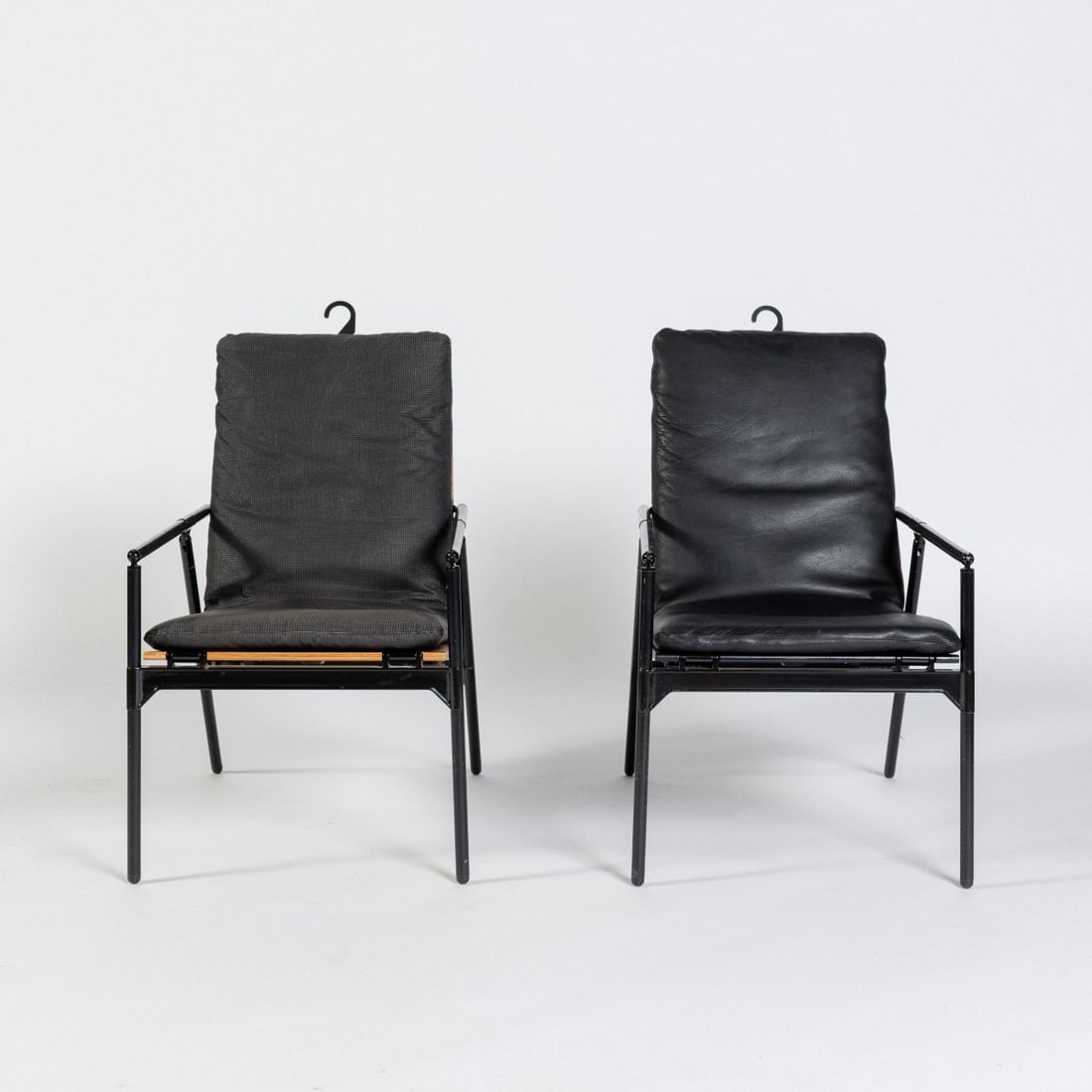 Richard Sapper, Two 'Nena' folding chairs, 1984 (design) (1 of 5)