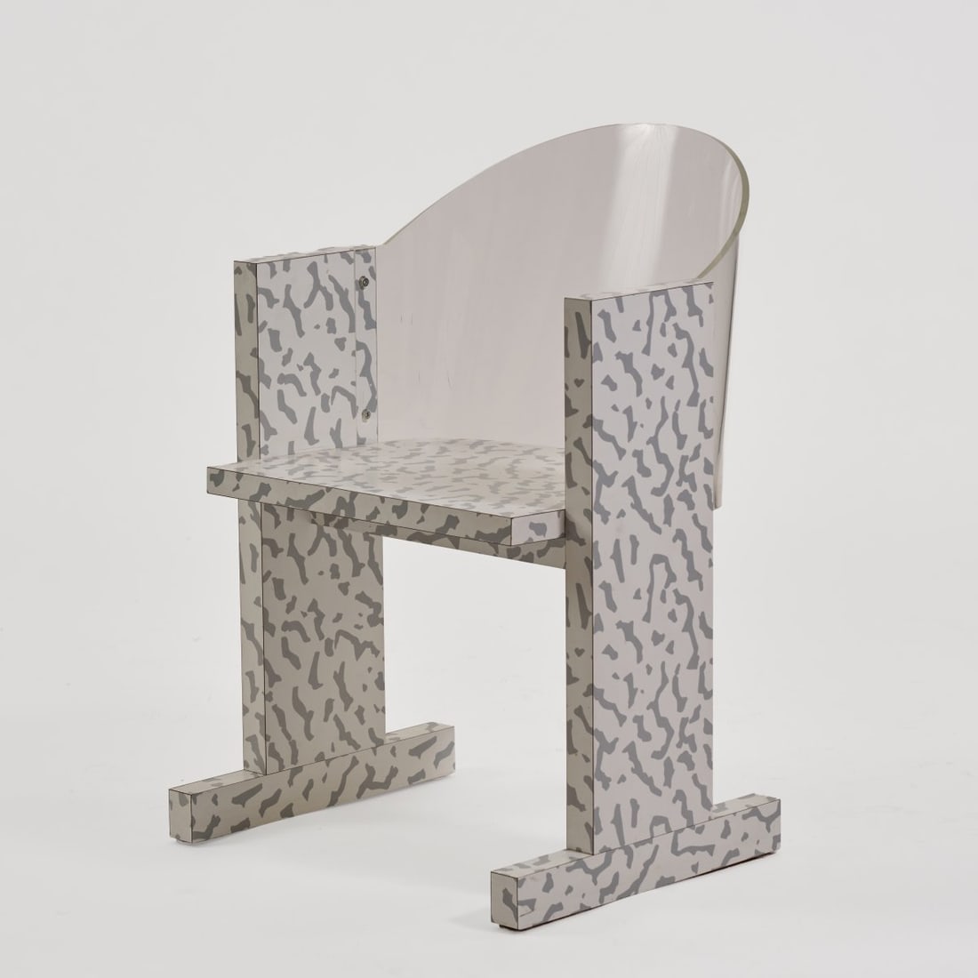 Ettore Sottsass , Armchair 'Teodora', 1986/87 (design): <p>H. 82 x 56 x 56 cm. <br />Vitra, Birsfelden. <br />Wooden construction, white-gray laminate, Plexiglas.<br />Marked: Manufacturer's label.</p><hr><p>Litera