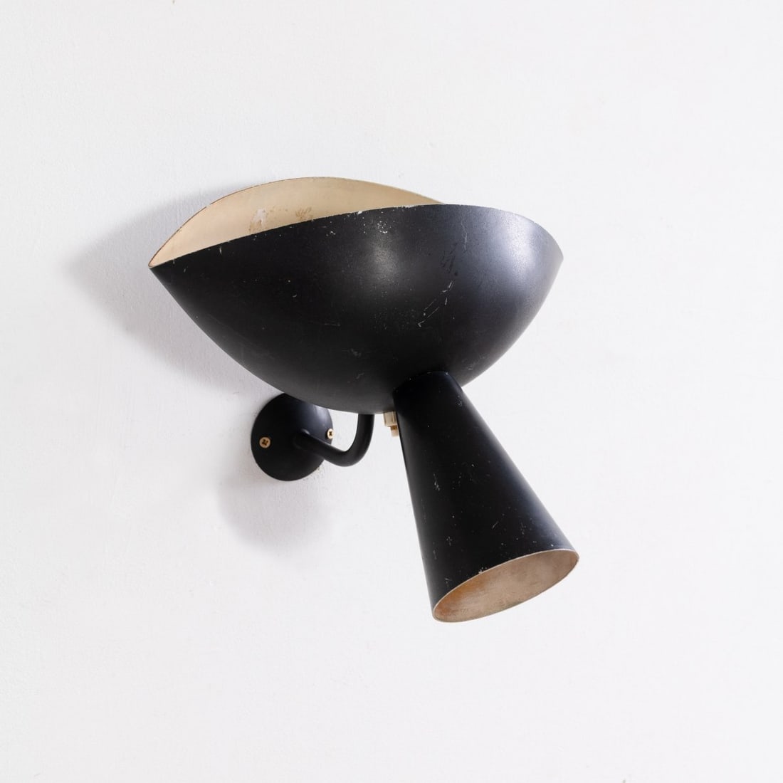 Serge Mouille, 'Cachan' wall light, 1957 (design): <p>H. 28 x 27.5 x 26 cm. <br />Steph Simon, Paris. <br />Brass, brass tube, lacquered black, aluminum sheet, black and white